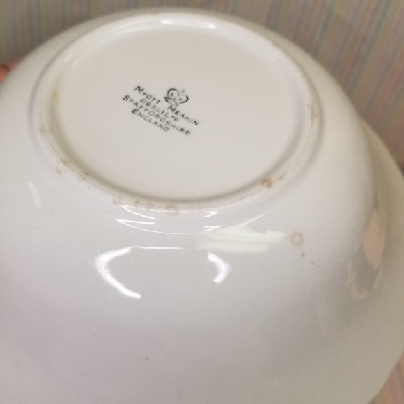 1982 Myott Meakin 8" Vegetable Serving Bowl Off White Swirled Rim Pattern MYM8 - Picture 7 of 9